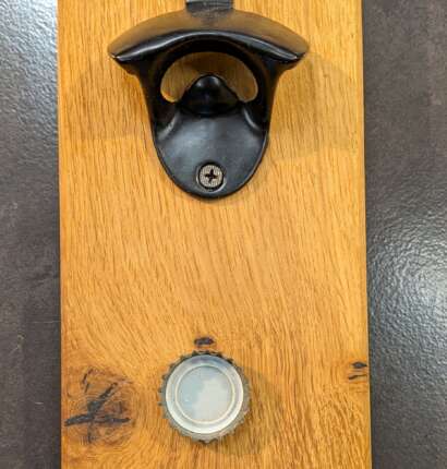 Décapsuleur mural en bois aimanté – Création artisanale LBRICOLE (Finistère)