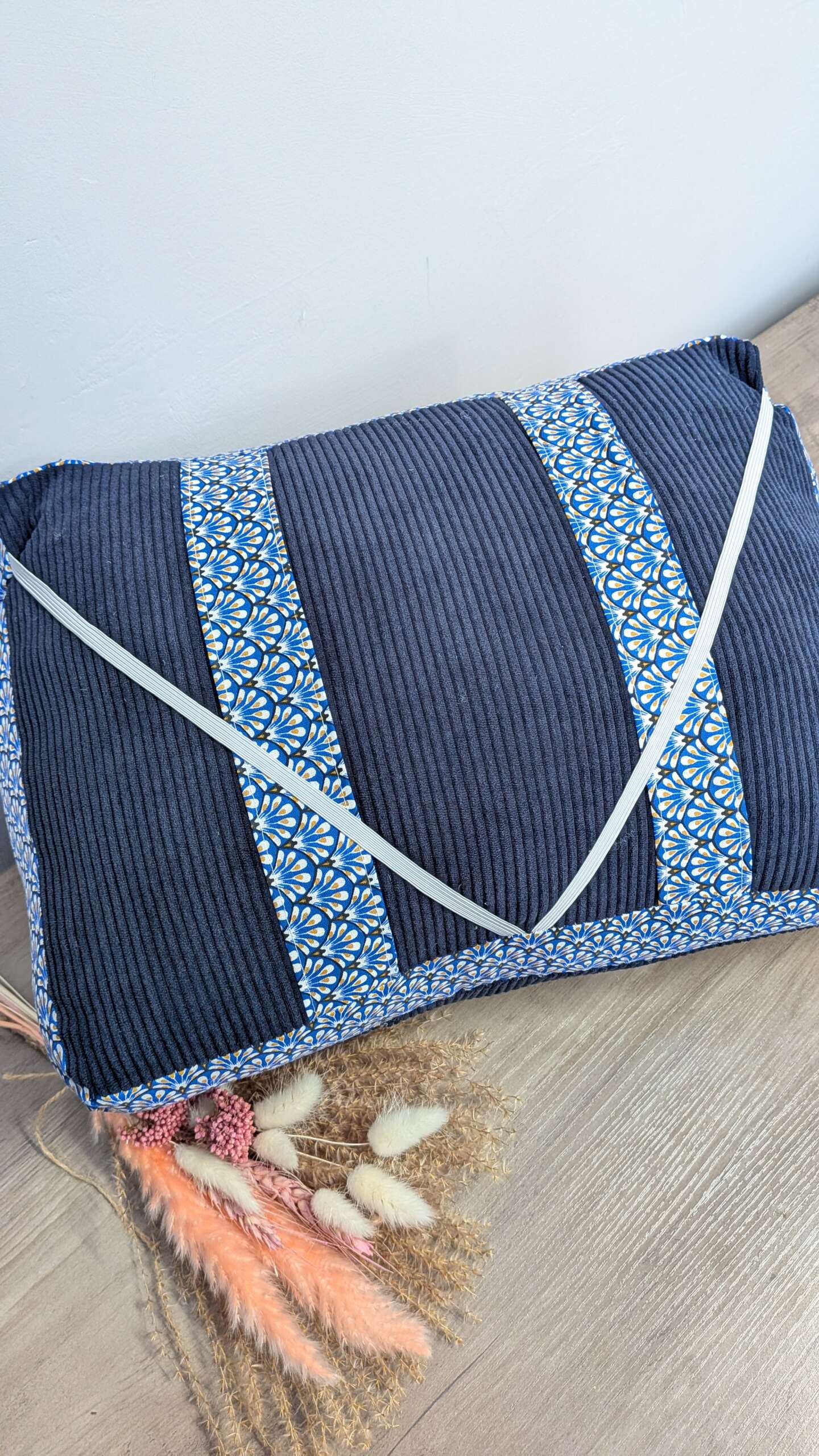Coussin de lecture incliné – Lecture mains libres & confort absolu – Image 12