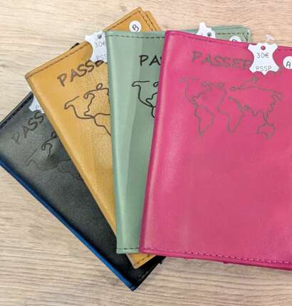 Étui à passeport en cuir véritable – Au Temps Du Cuir