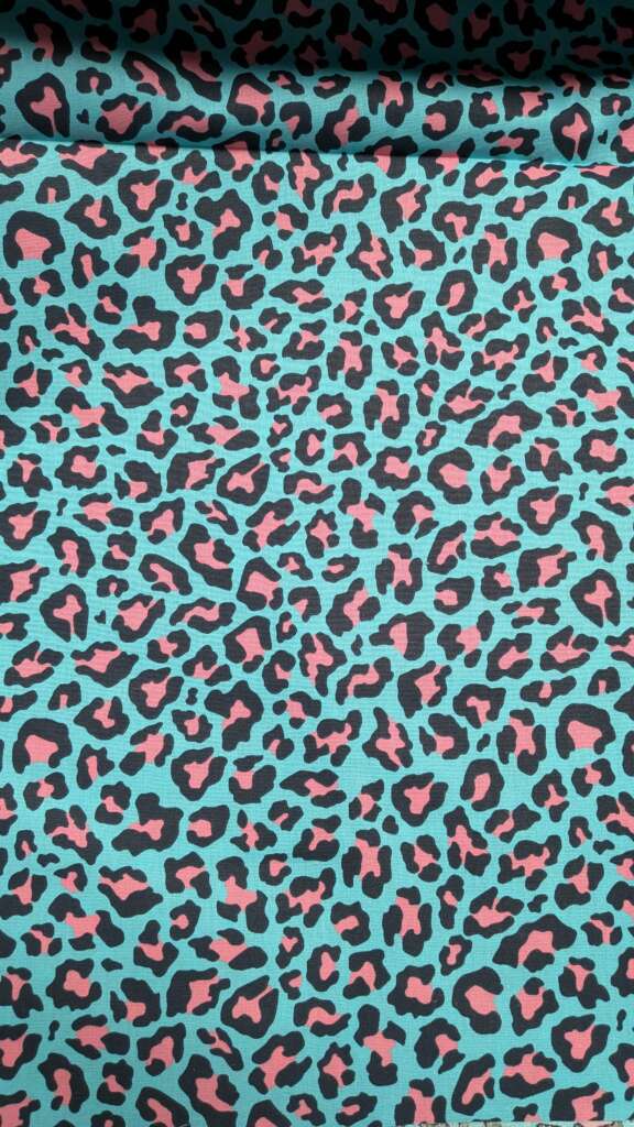 Léopard bleu et rose