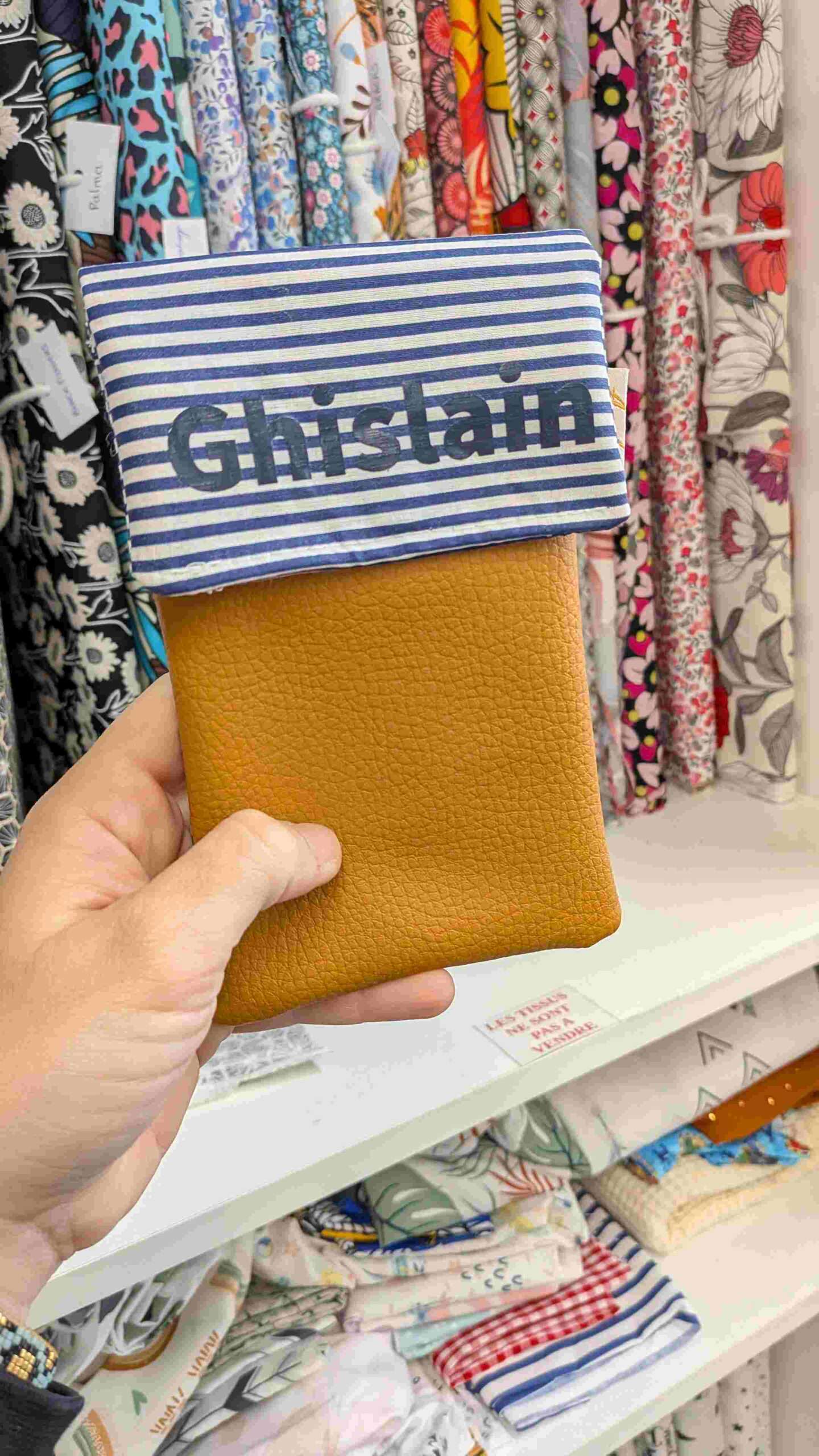 Pochette soignant personnalisée – Organiseur de blouse pratique et aimanté – Image 15